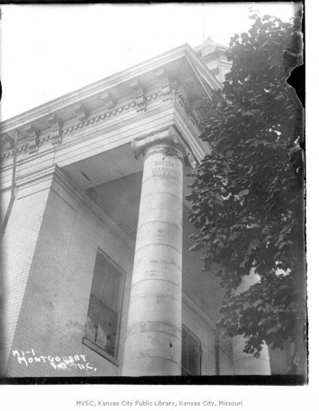 The Lexington courthouse, where a pillar still shows the impact of a cannon ball from the Battle of the Hemp Bales. Courtesy of the Missouri Valley Special Collections, Kansas City Public Library. 